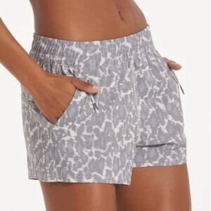 Vuori Dash Short - Opal Spots - Small